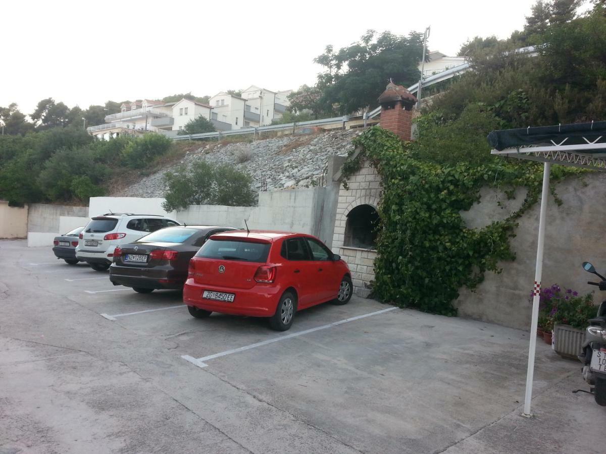Accommodation Mamut Trogir Exterior photo