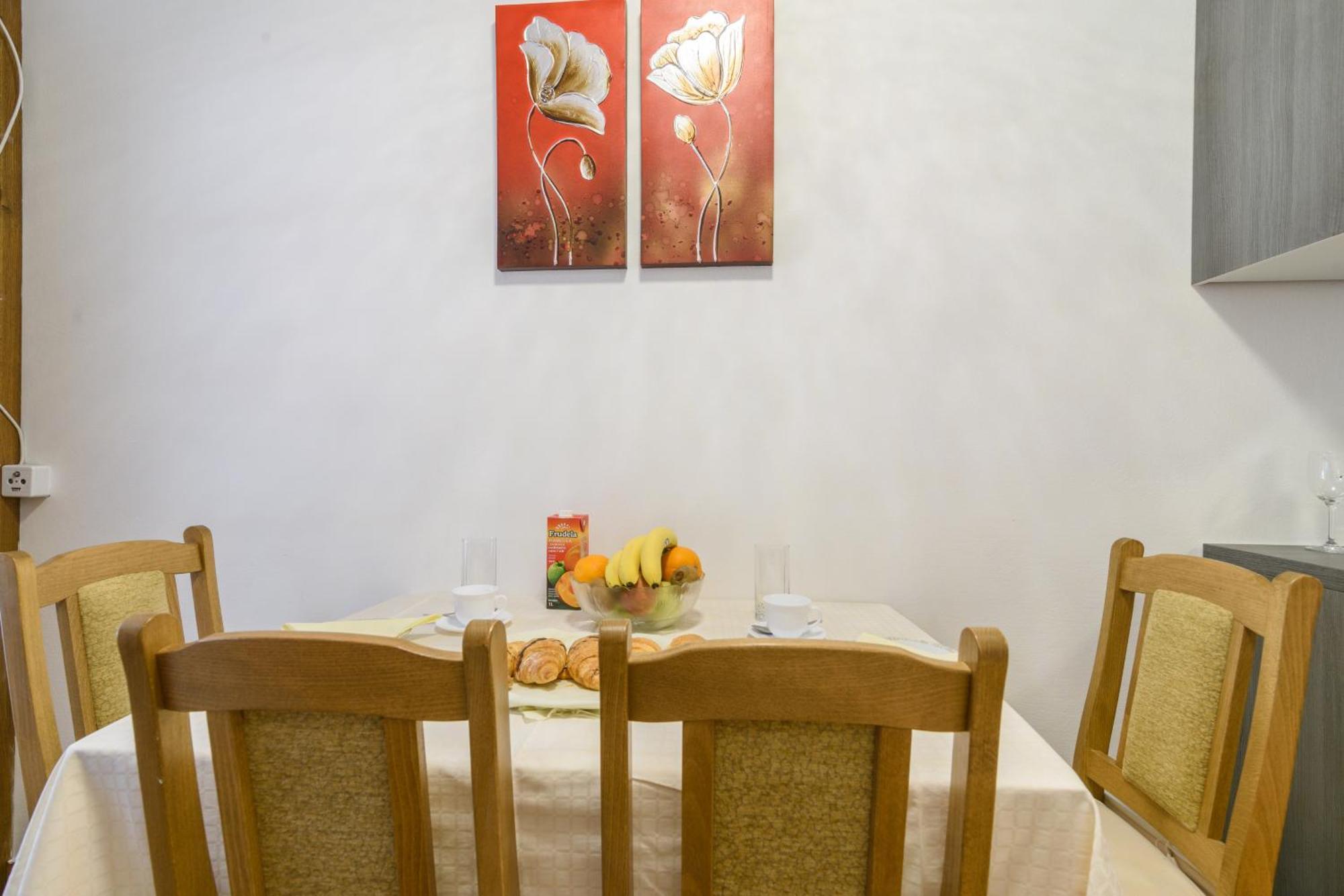 Accommodation Mamut Trogir Exterior photo