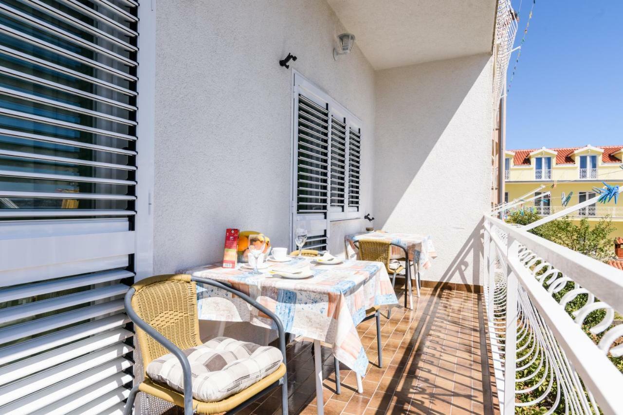 Accommodation Mamut Trogir Exterior photo